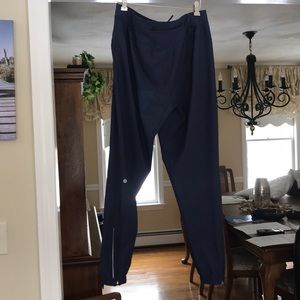 Men’s Medium Lululemon joggers